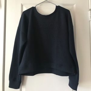 Cropped sweatshirt