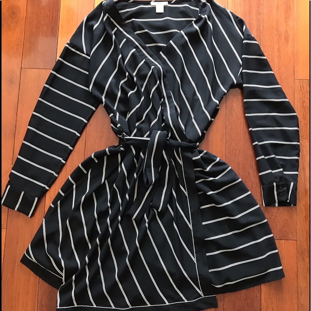 Bar III dress, black with white stripes, like new!