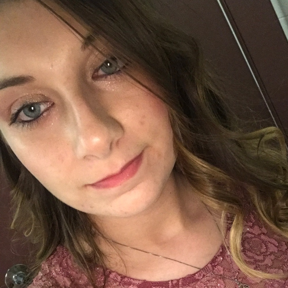 Meet your Posher, Hope