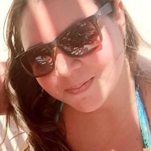 Meet your Posher, Simone