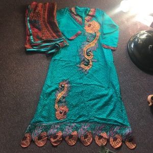 Kameez and dupatta