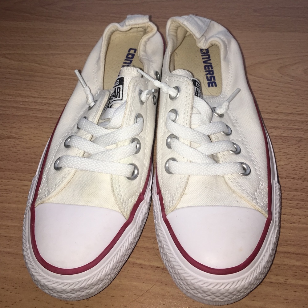 Like new white converse size 6