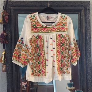 Women's Anu embroidered top