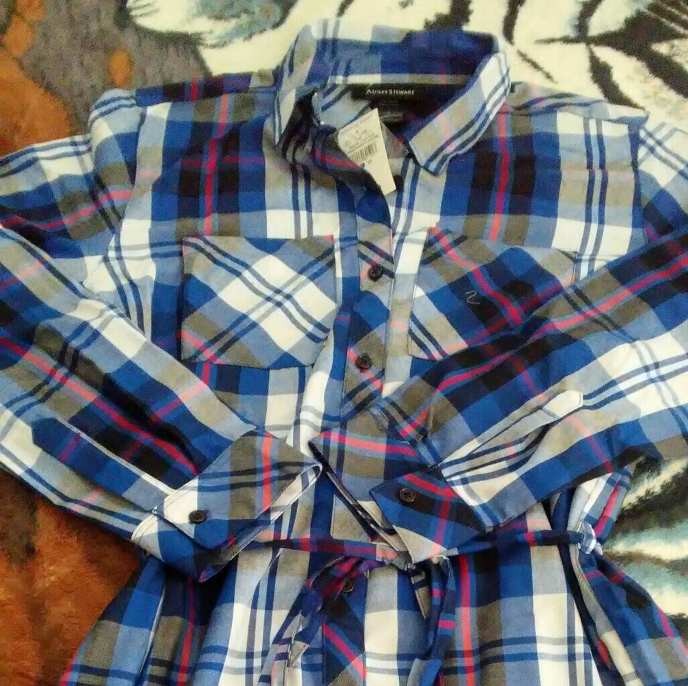 NWT Shirt dress - Picture 3 of 4
