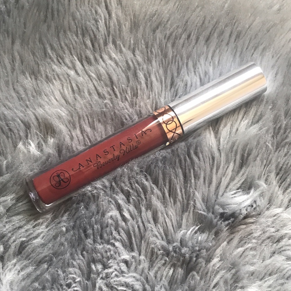 Anastasia Liquid Lipstick in Vamp