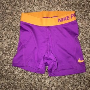 Nike Pro