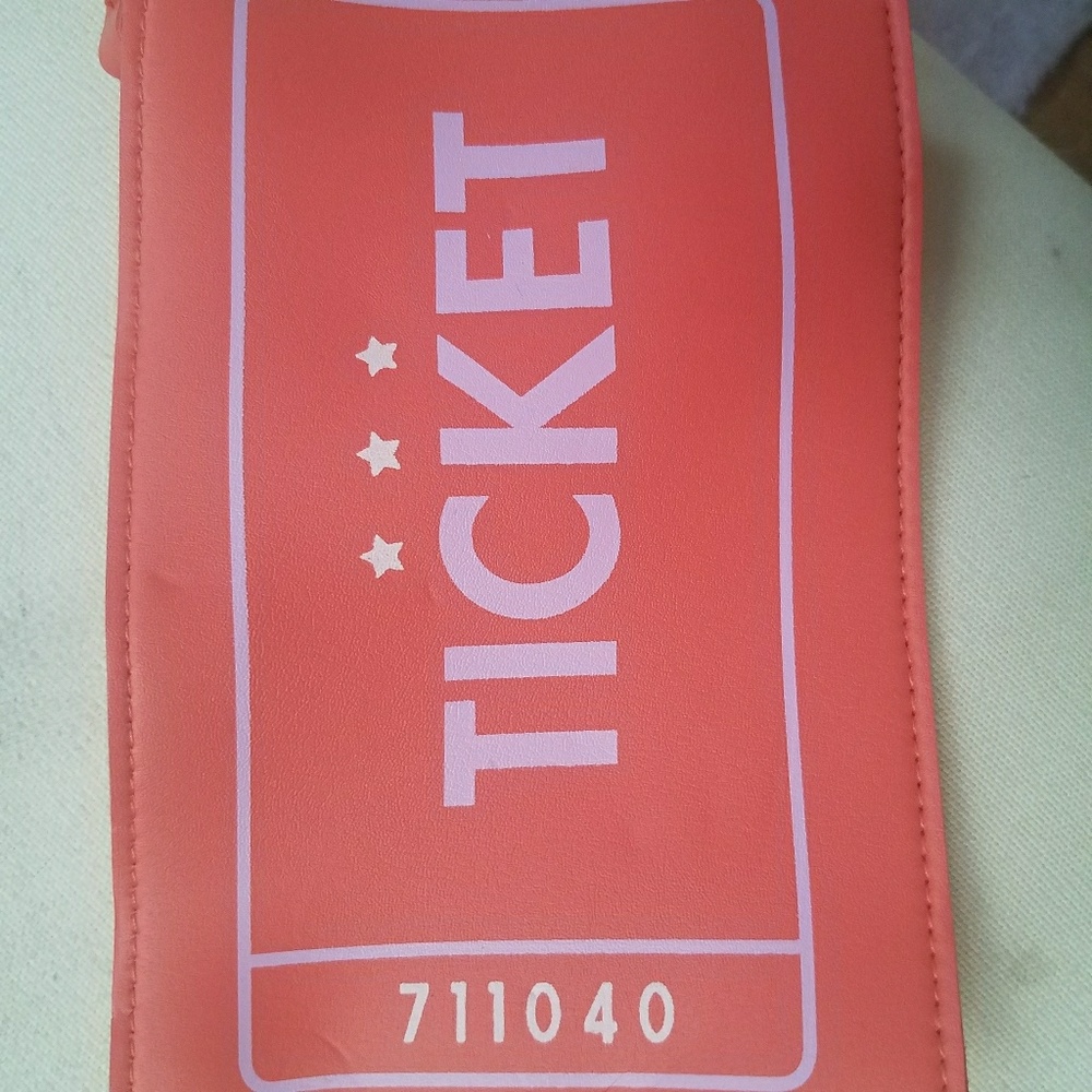 Makeup bag