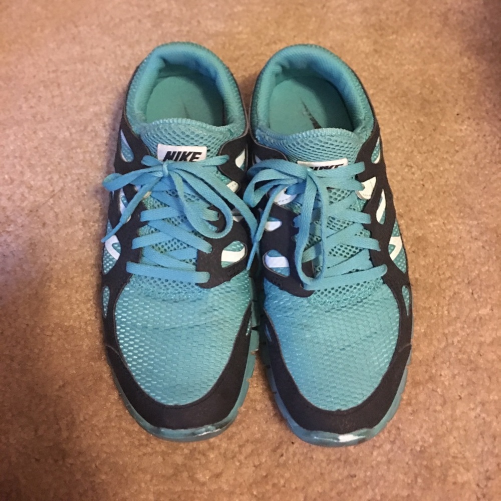 Nike Free Run Women's Size 7.5 Ombré blue