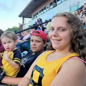 Meet your Posher, Lexie