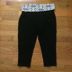 Mossimo Supply Co Black Mid Calf Yoga Pants