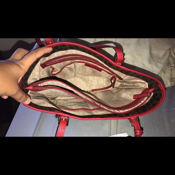 Michael kors tote - Picture 2 of 4