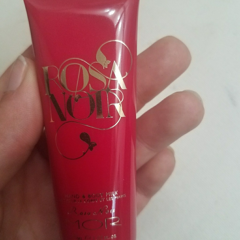 Rosa Noir Hand and Body Milk