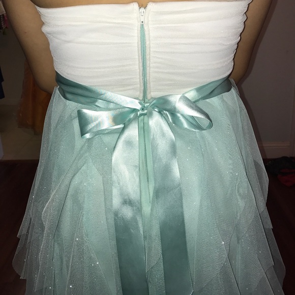 Prom dress/Formal dress - Picture 3 of 4