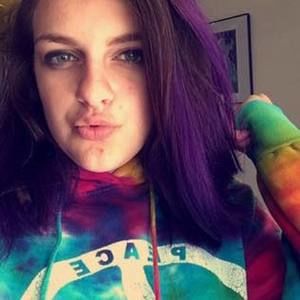 Meet your Posher, Zoe