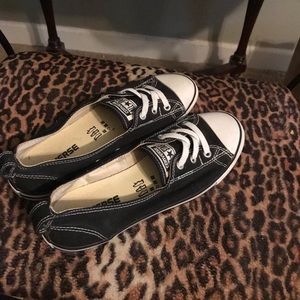 Converse slip ons