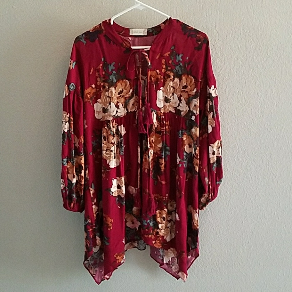 Altar'd State Floral Tunic