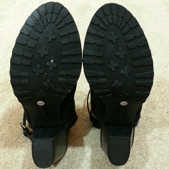 Madeline Western Pumps. NWOT - Picture 6 of 7