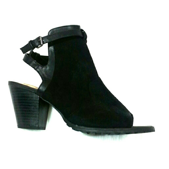 Madeline Western Pumps. NWOT - Picture 3 of 7