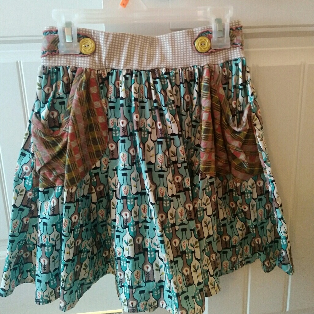 Girls Matilda Jane skirt.