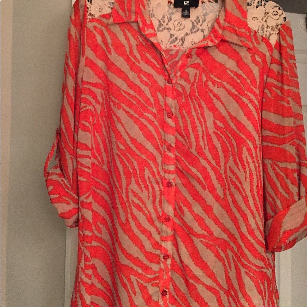 Junior's Hot Orange/Tan blouse/top XL, fits like L
