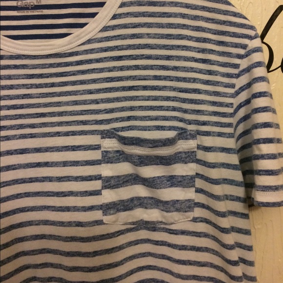 GAP Tops - GAP M- blue and white striped T shirt