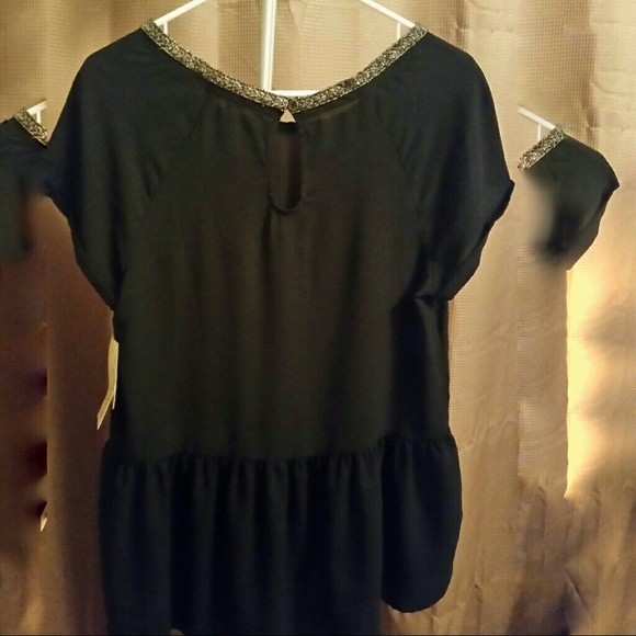 Juniors' Rewind Short Sleeve Babydoll Tee - Picture 2 of 3