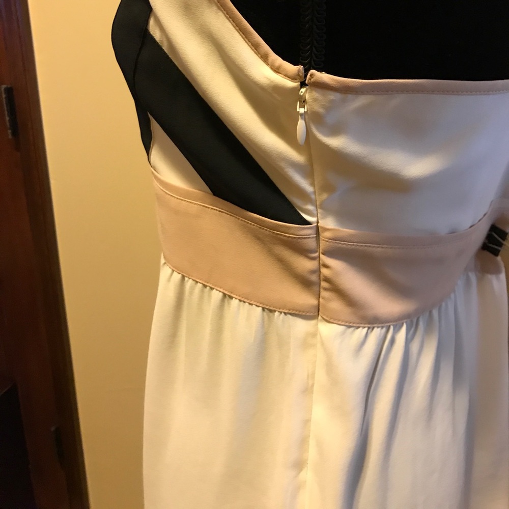 Spaghetti strap top! - Picture 2 of 4