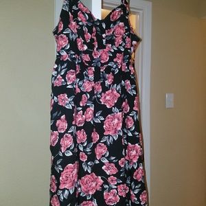 Torrid size 1 knee length dress