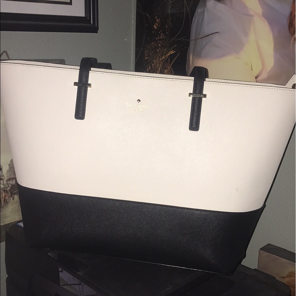 Large Kate Spade  Tote  brand new walletSOLD