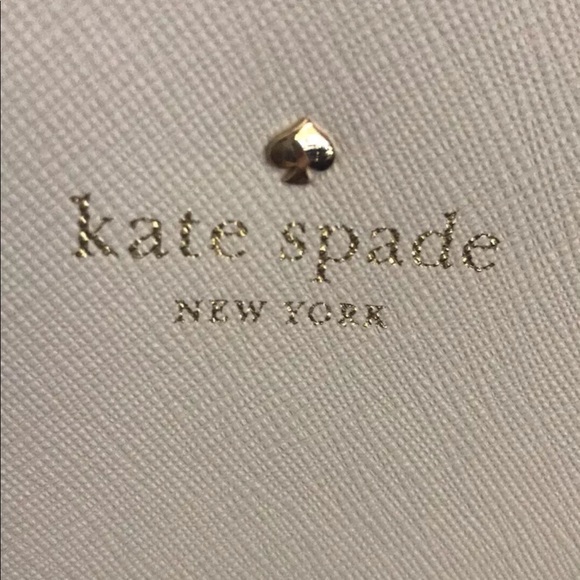Large Kate Spade Tote brand new walletSOLD - Picture 5 of 7