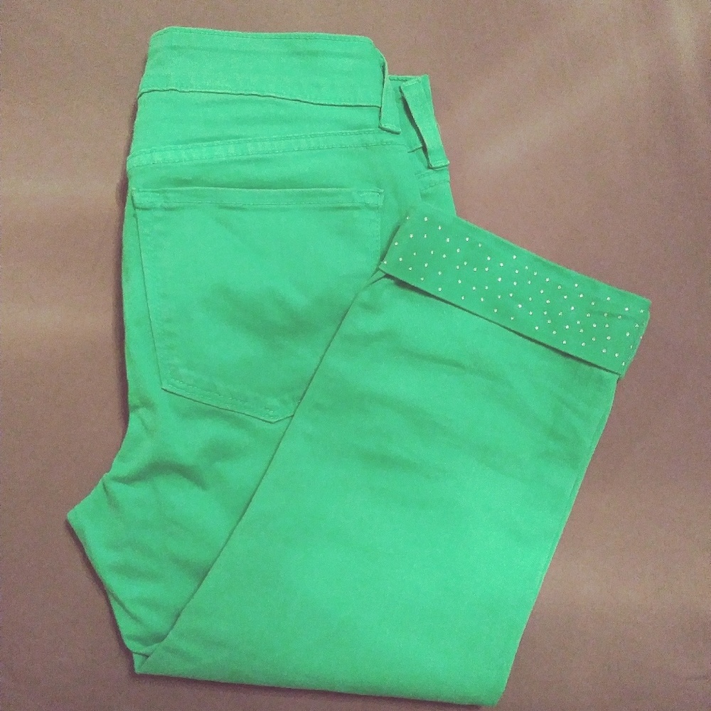 Not your daughters jeans-- NYDJ-  green capris 2P