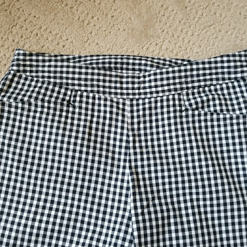 Capris - Picture 2 of 3