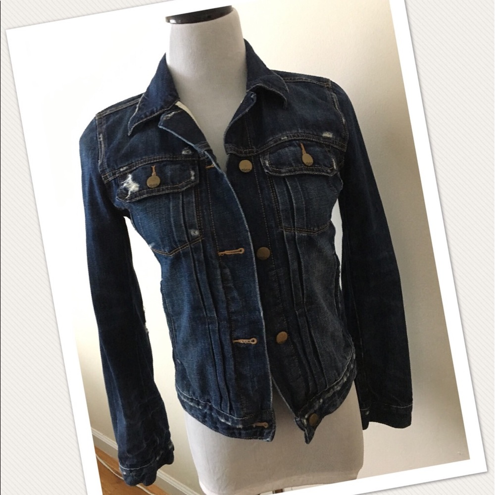 NWOT Gap 1969 Denim Jacket with Destructed Accents