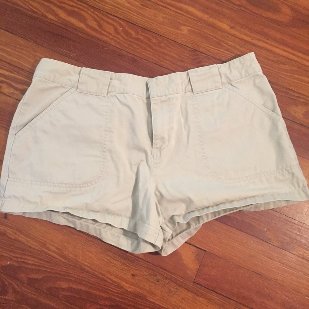 Old Navy khaki shorts