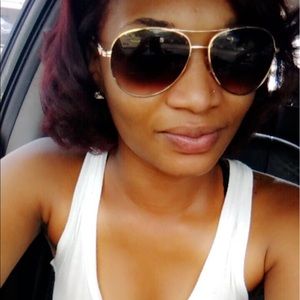 Meet your Posher, Terri