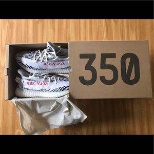 Yeezy 350 v2 zebra sz 9.5