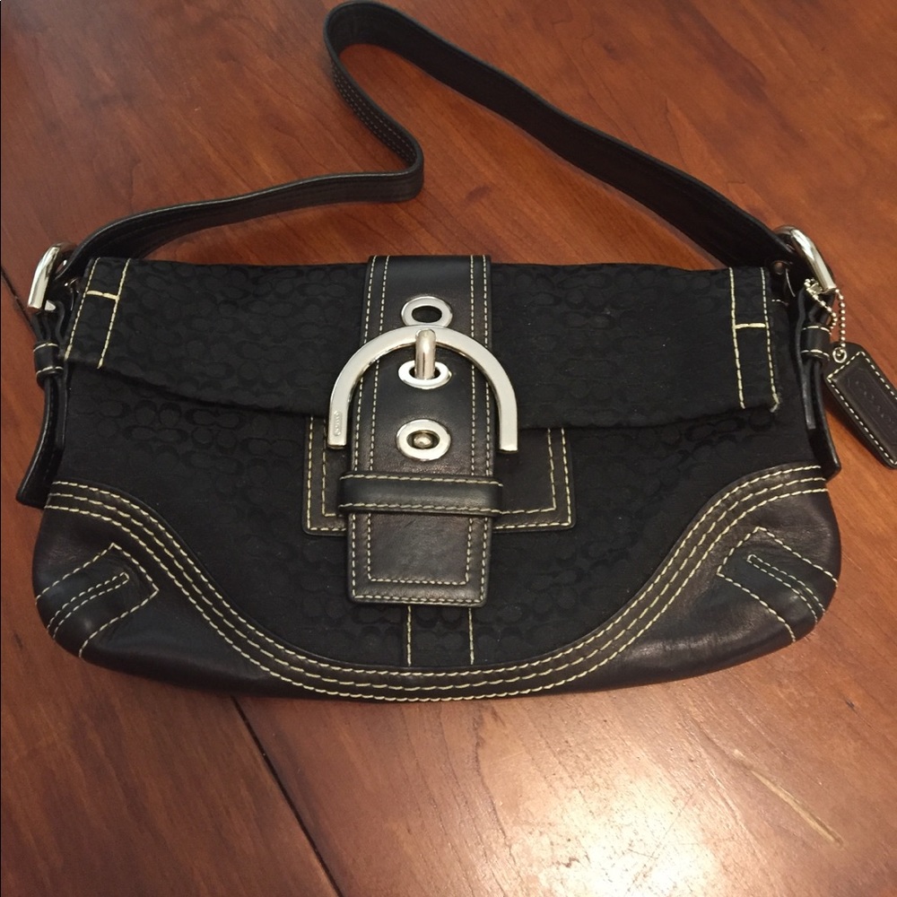 🚨SALE🚨 Coach purse in black
