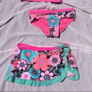 Three piece girls swim suit