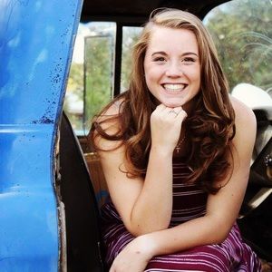 Meet your Posher, Hailee