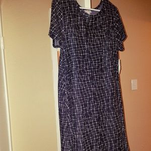 Lularoe Carly. NWT. Thicker material.