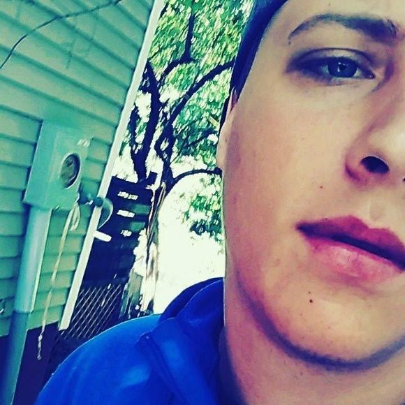 Meet your Posher, Jõeł - Picture 1 of 1