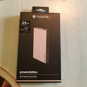 Mophie powerstation