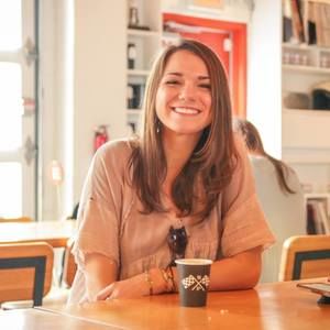 Meet your Posher, Emily