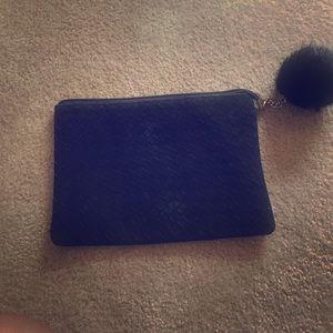Black clutch