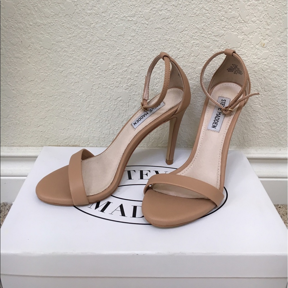 •steve madden• nude stecy heels