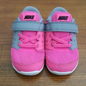 Toddler girls Nikes