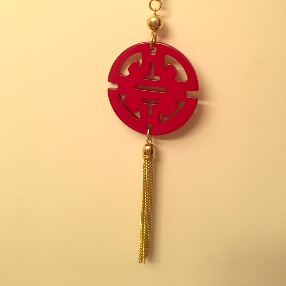 NWT Zenzii red acrylic tassel necklace