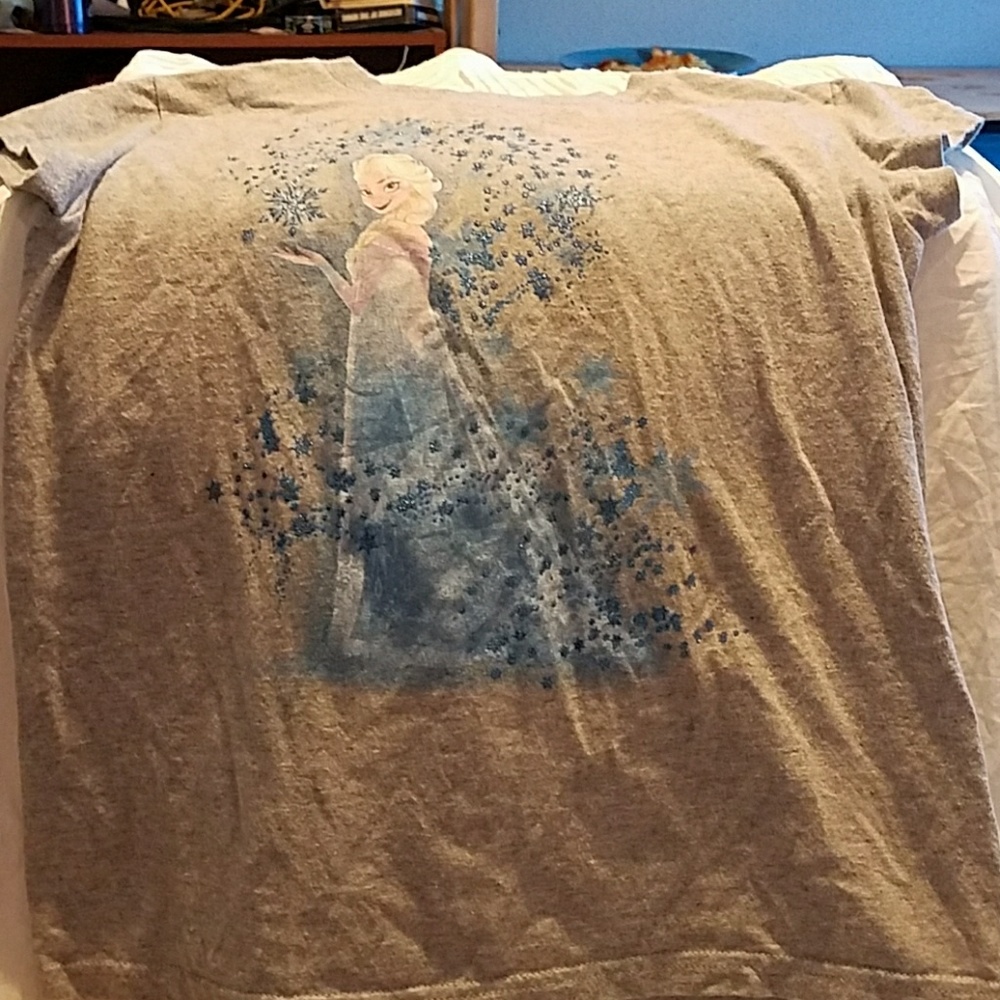 Disney frozen t shirt