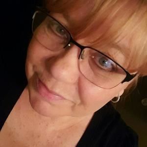 Meet your Posher, Johnell