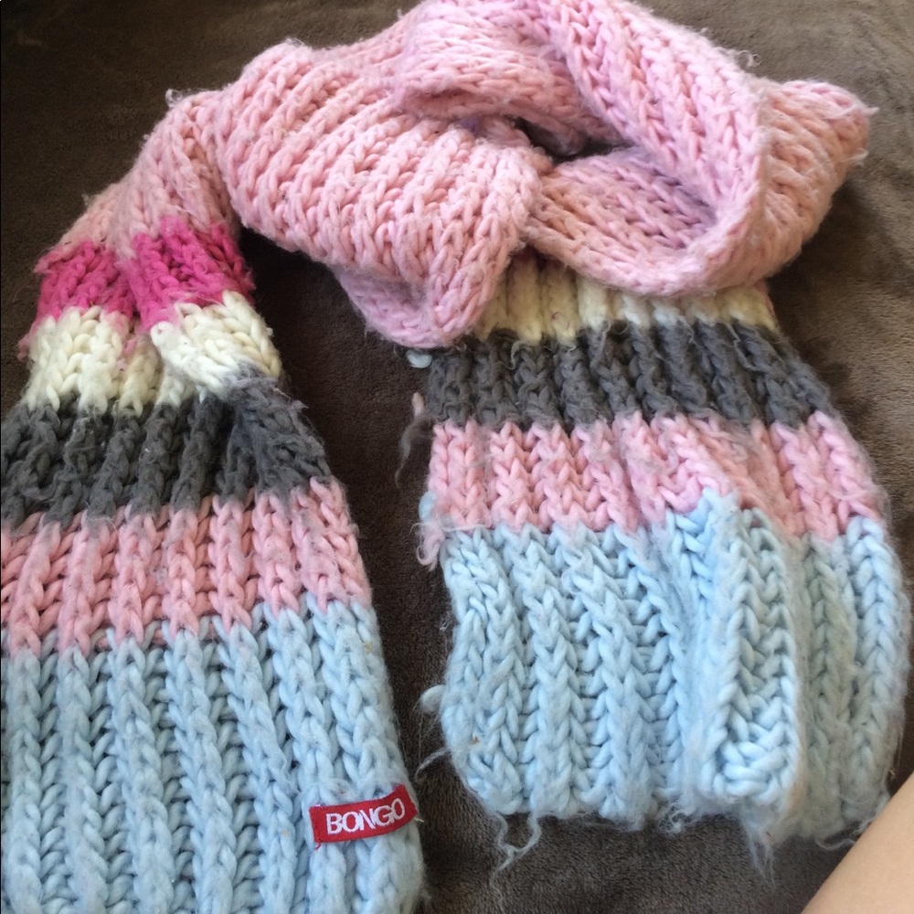 Bongo scarf